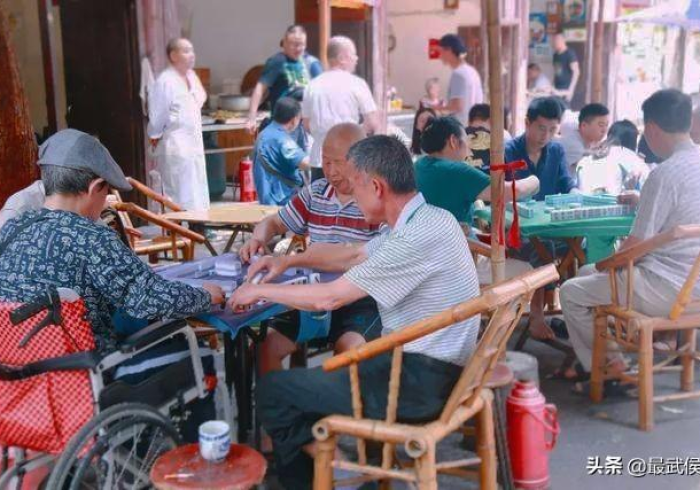 我来告诉你”老友填大坑怎样可以赢钱”揭秘透视辅助万能挂