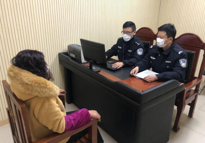 记者揭秘“上门改装程序麻将机”(专用神器)