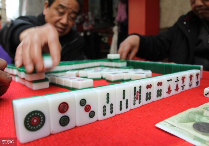 重大来袭“自动麻将机控牌器起好牌（专用辅牌神器免安装）