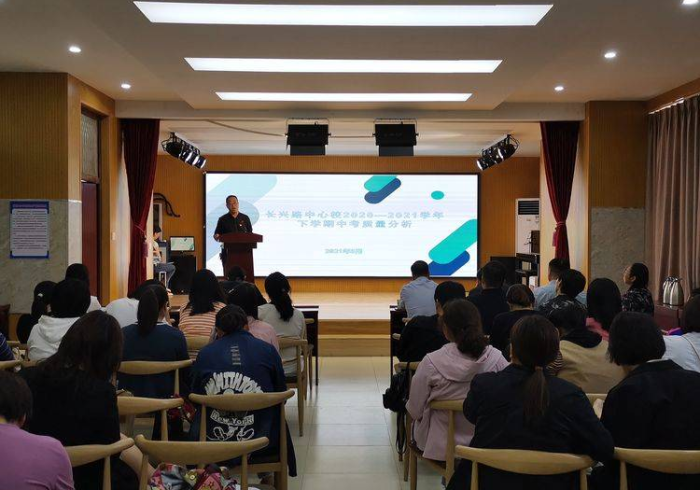 2026新版!专用扑克牌分析扫描仪”(提高胜率)