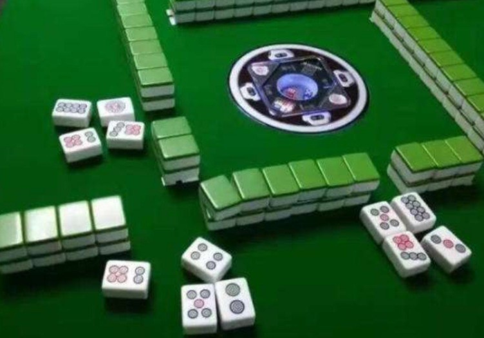 八分钟讲解!高科技麻将机App操控(打麻将专用控制器)