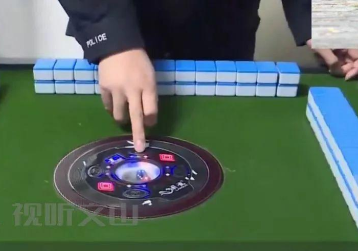 给玩家盘点十款!贵州麻将机手机控牌器(手机控牌器是真的)