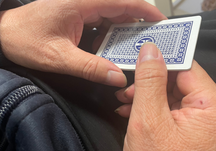 撕开扫描扑克牌