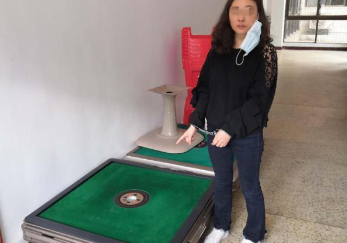 麻将机被人安装控牌器可以报警吗