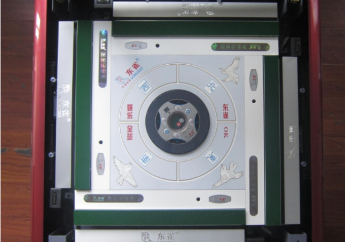 修文通麻将机控牌器