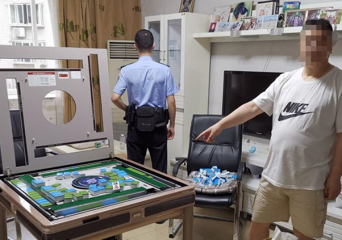 麻将机做假控牌器