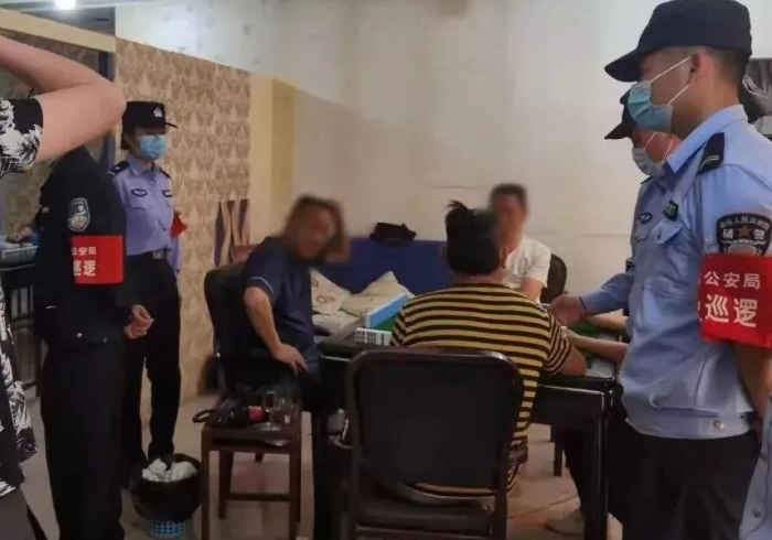 牛牛扑克牌扫描仪充电宝