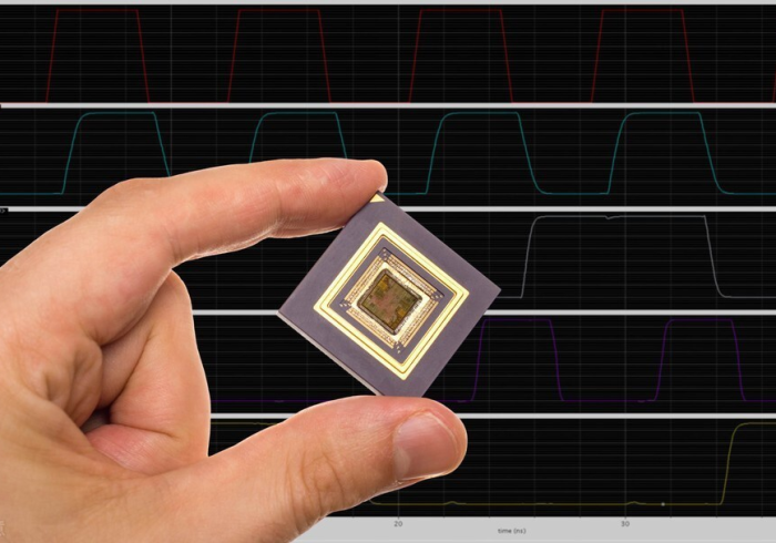 值得看看！扑克牌扫描仪芯片”(专用神器)