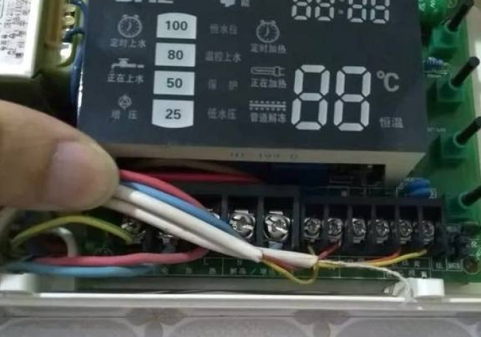 实测能用!目前新的麻将机免安装程控器(常见的出千方式)