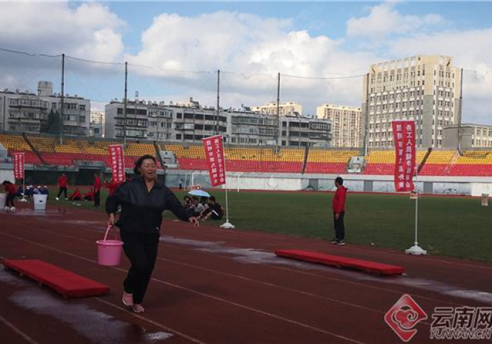 玩家实测“昆明扫描扑克牌批发(揭秘微信里专用神器)