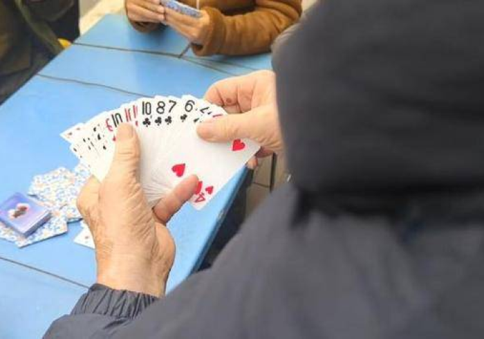 (2分钟介绍)“扫描扑克牌镜头干扰器（专用辅牌神器免安装）