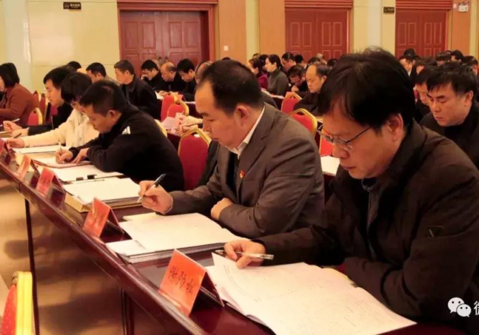 推荐三款!决战十三水到底有没有挂(如何让系统发好牌)