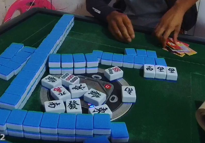 分享决窍“【智能麻将机不用拆卸遥控器】(通用辅牌器)