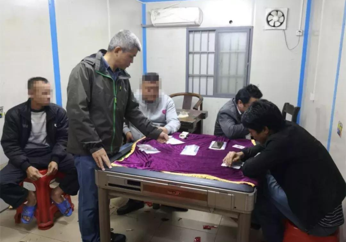 分享技术“扫描手机扑克牌a k(普通麻将机作弊检测器)