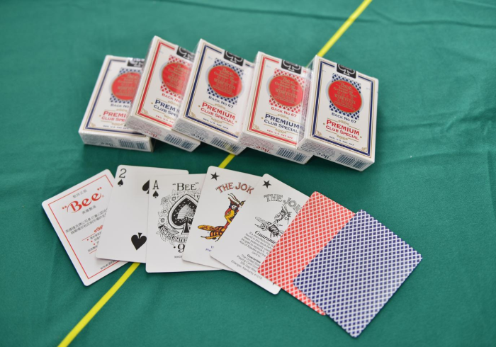 三分钟了解"小蜜蜂一对一扫描扑克牌”AI实测推荐