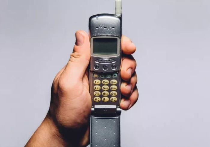 4分钟讲解!手机麻将机控牌设备”(专用神器下载)