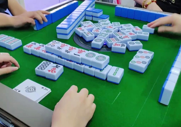 2分钟学会“红中麻将控制好牌器”开挂详细教程